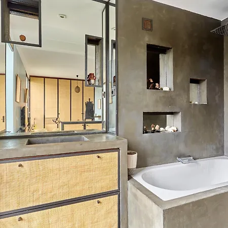 Arc De Triomphe By Studio Prestige